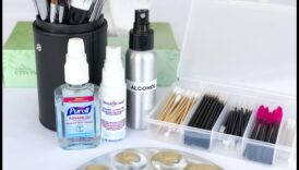 تعقيم أدوات المكياج: التأكد من أن أدواتك آمنة وصحية