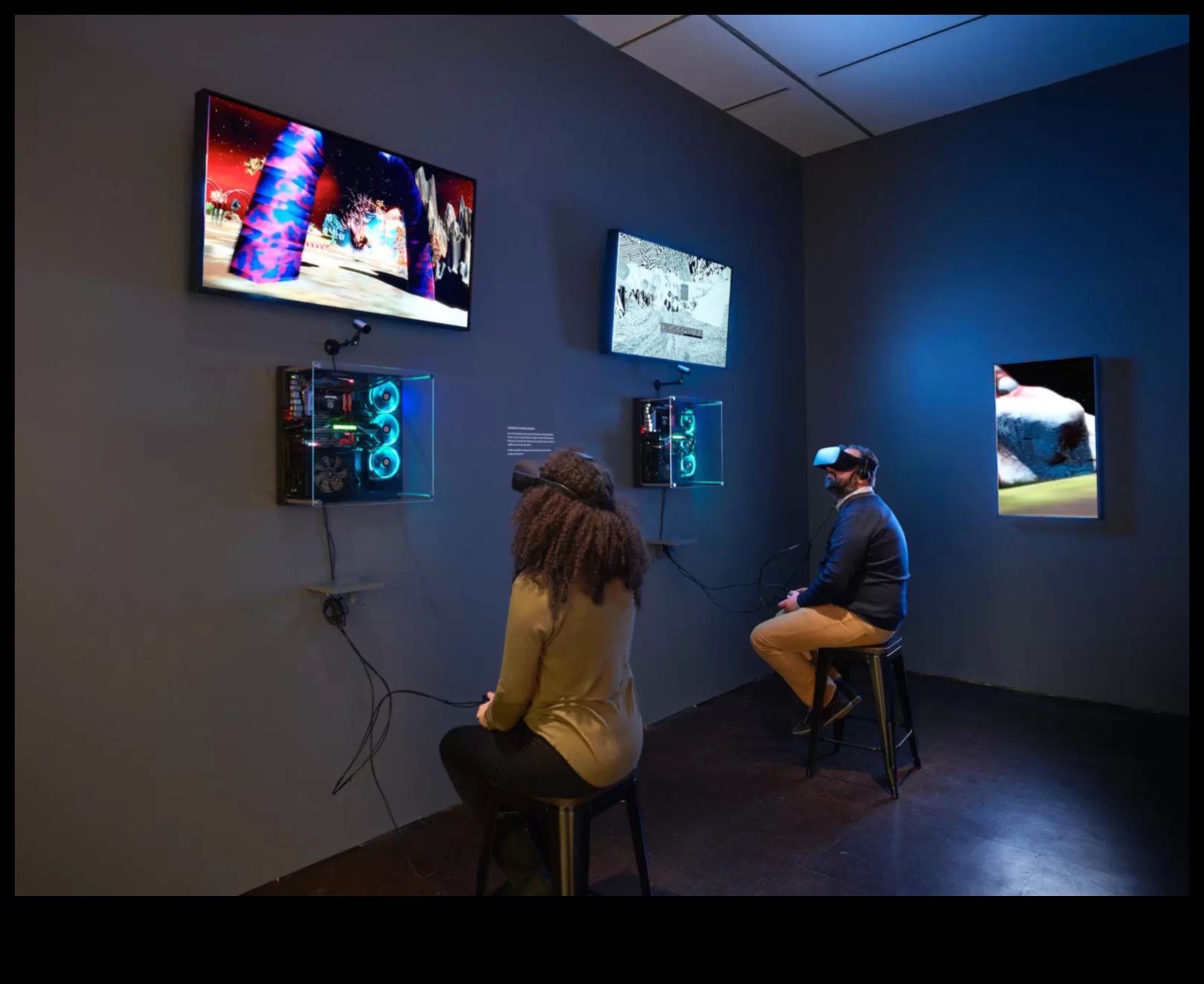 الأبعاد الرقمية: الغوص العميق في الفن الافتراضي