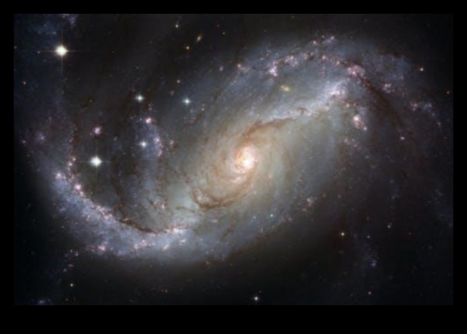 الاستكشافات الأثيرية: رحلات عبر البرية السماوية للمجرات